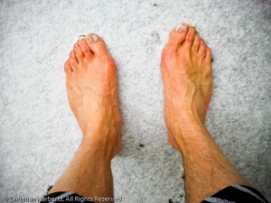 Pieds nus dans la neige