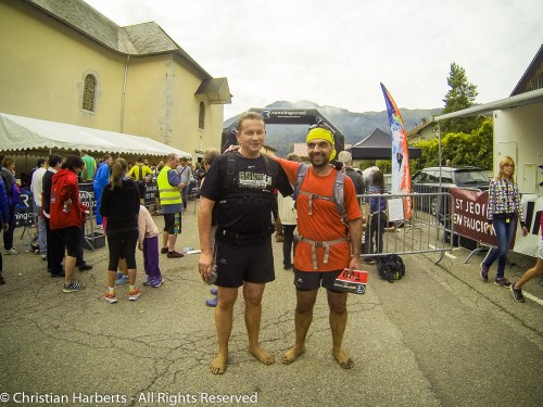 EcoTrail du Massif des Brasses 2014 - Frédéric et Lambda, heureux de leur exploit, 15km pieds nus !!