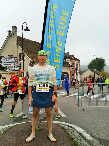 Marathon Seine-Eure 2015, 6ième marathon pieds nus de Christian Harberts – 03:51:11