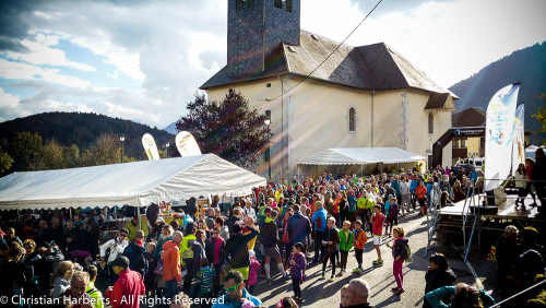 Ecotrail du Massif des Brasses 2016 - Images de la course et du Village avec les membres de la BRS France et Suisse